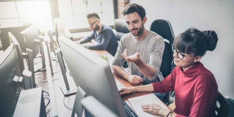 What to Look for in the Best Outsourced IT Services - Featured Image