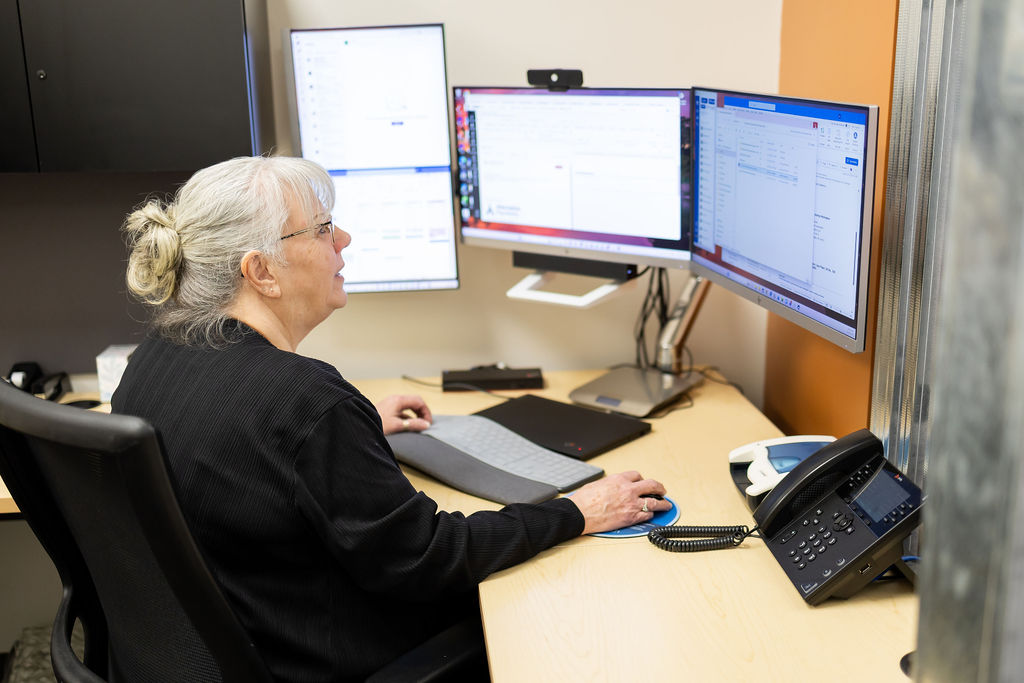 Hybrid Cloud Services Offer the Best of Both Onsite and Virtual IT Solutions